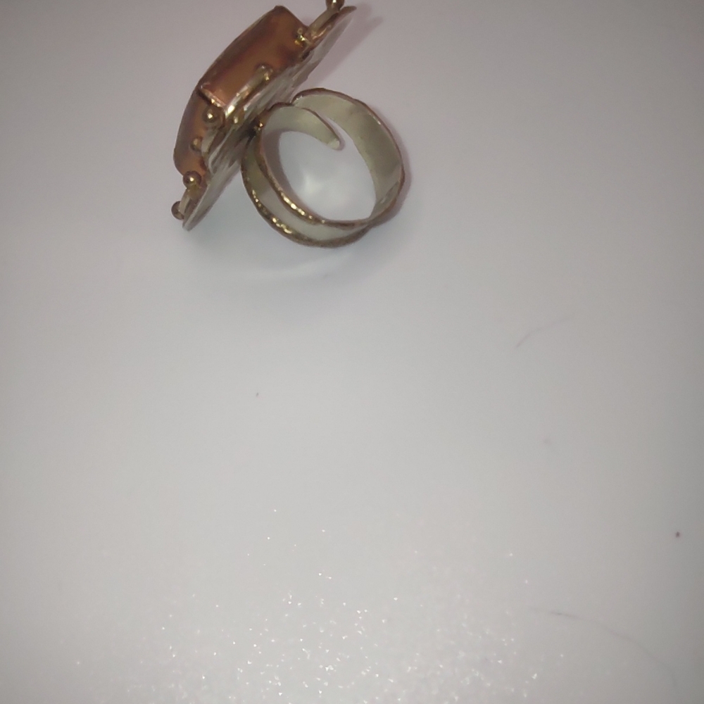 Size 8 Adjustable Ring - image 3